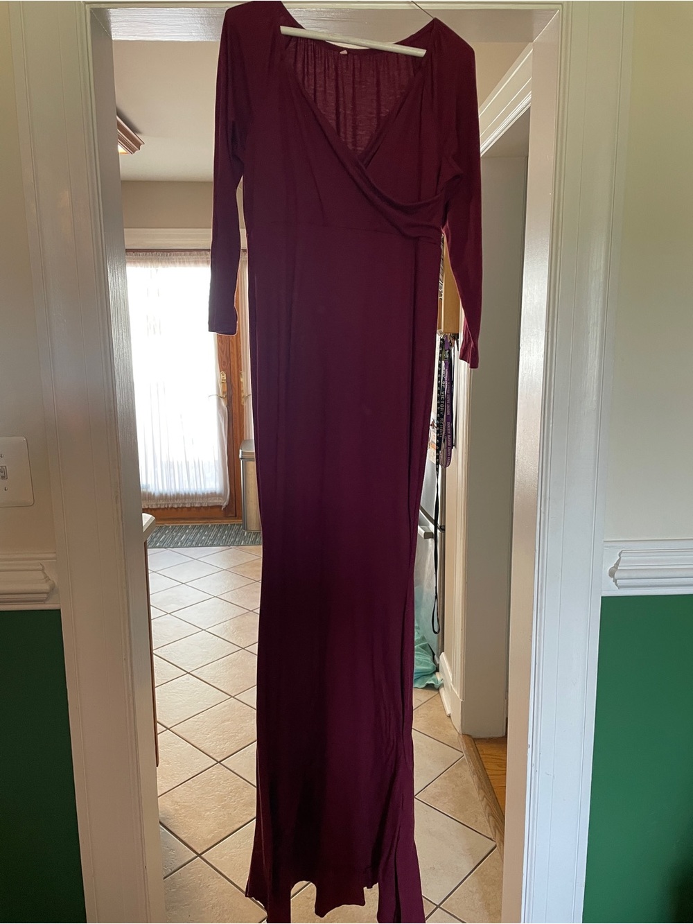 Women's Long Sleeve Maxi Dress - Burgundy